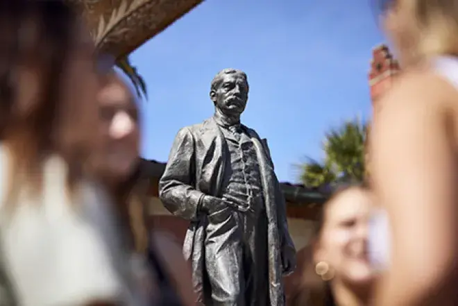 Henry Flagler statue 