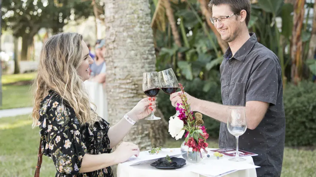 Flagler College Spanish and Wine Fesitval cheers